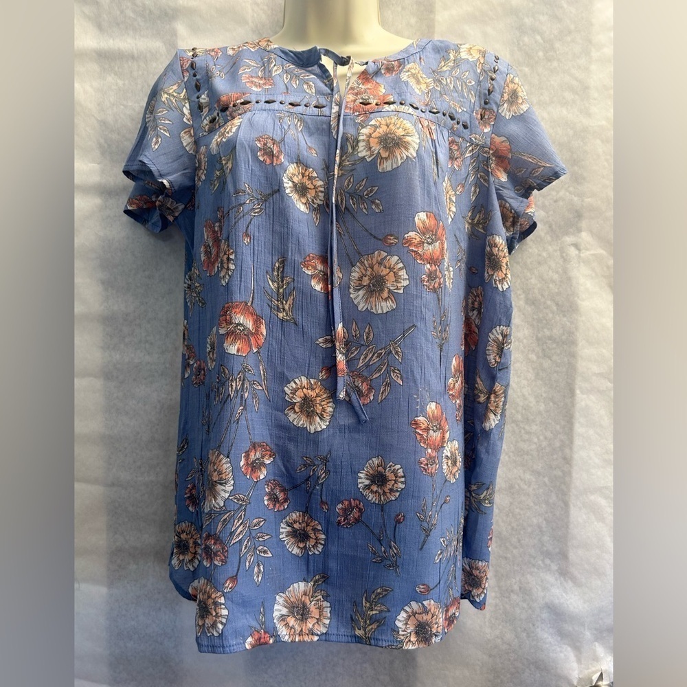 Lee Blue Floral Blouse‎ top with Tie Front Sz-M. B1